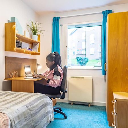 Апартаменты Broadgate Park Beeston Ноттингем Экстерьер фото