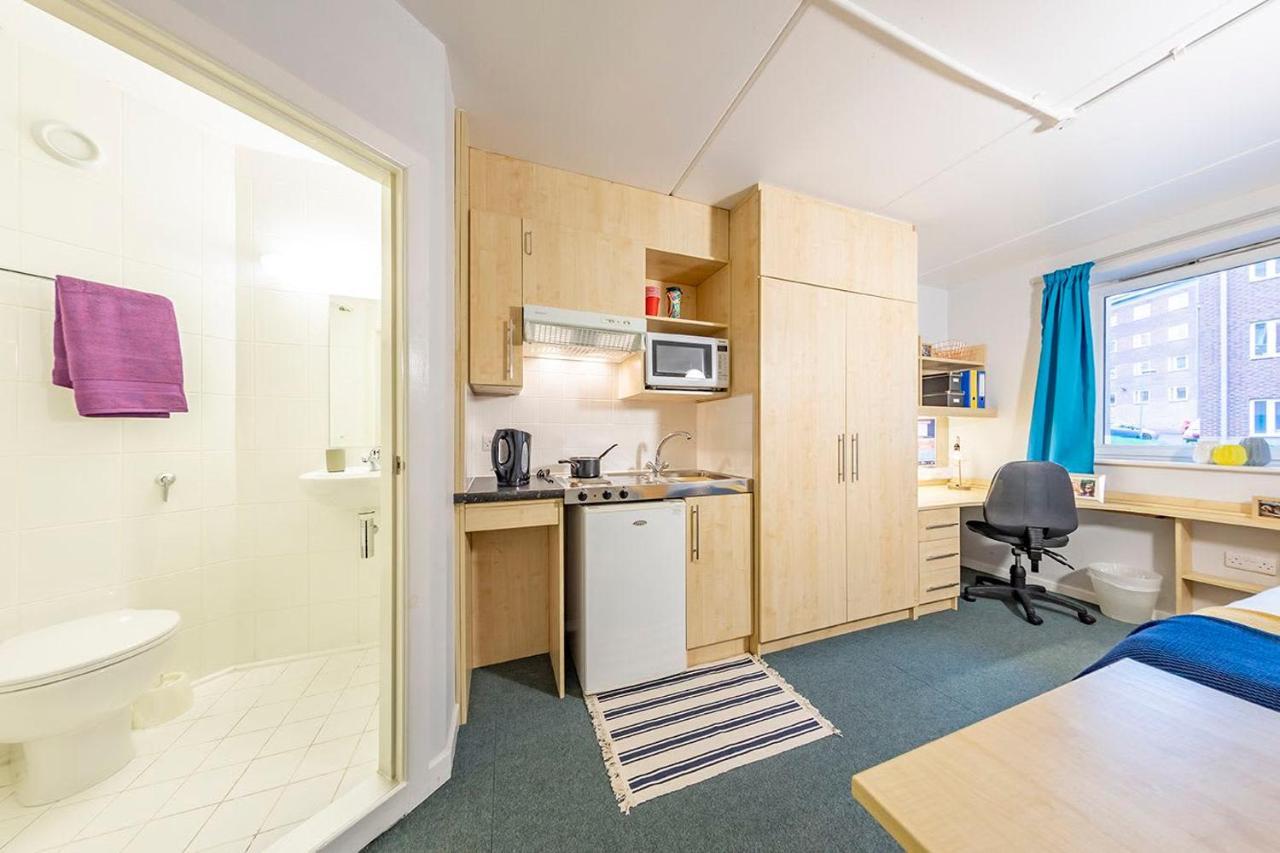 Апартаменты Broadgate Park Beeston Ноттингем Экстерьер фото