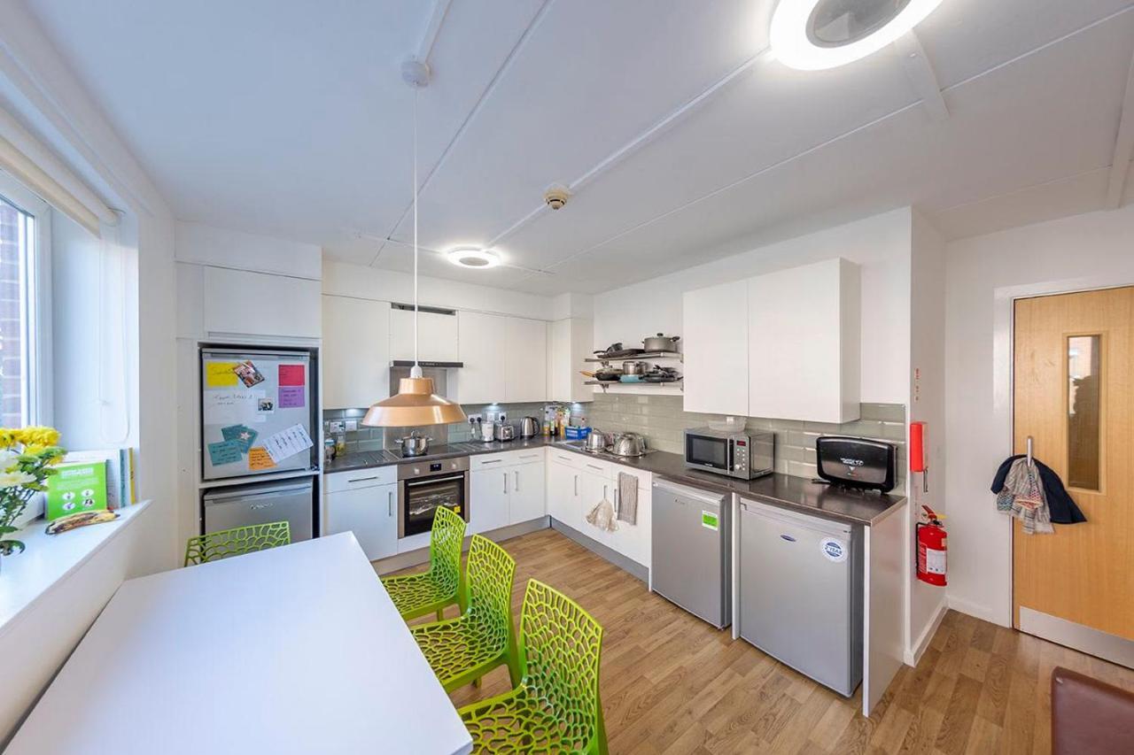 Апартаменты Broadgate Park Beeston Ноттингем Экстерьер фото